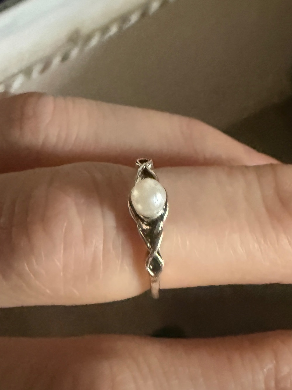 Vintage costume dainty Silver tone Pearl knuckle or toe Ring - White faux Pearl